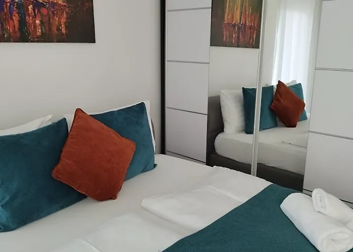 דירה Beach Home Apartman באלאטונפורד